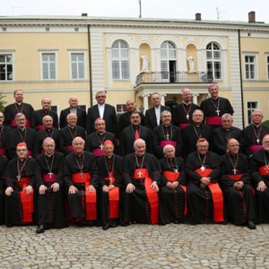 Kardinal Bozanić predvodi misu za žrtve pandemije u sklopu molitvene inicijative Vijeća europskih biskupskih konferencija (CCEE)
